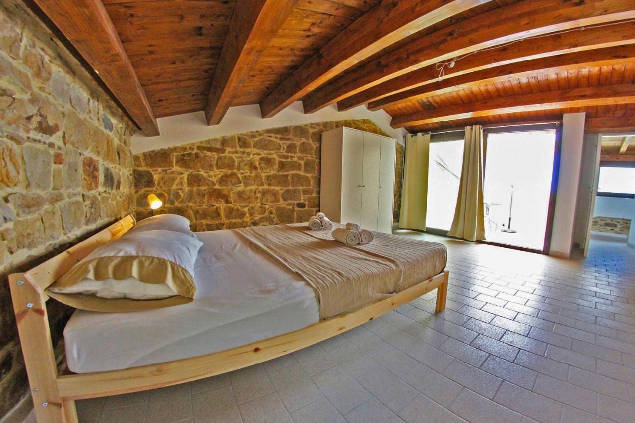 Il Miglio In Piu Panzió Castel di Tusa Kültér fotó